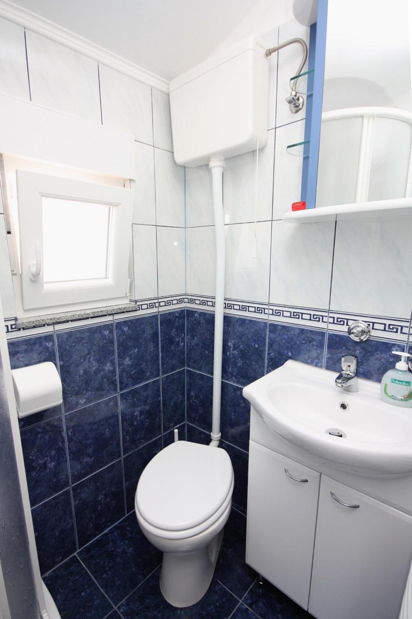 Apartments With A Parking Space Jezera, Murter - 5079 Bilik gambar